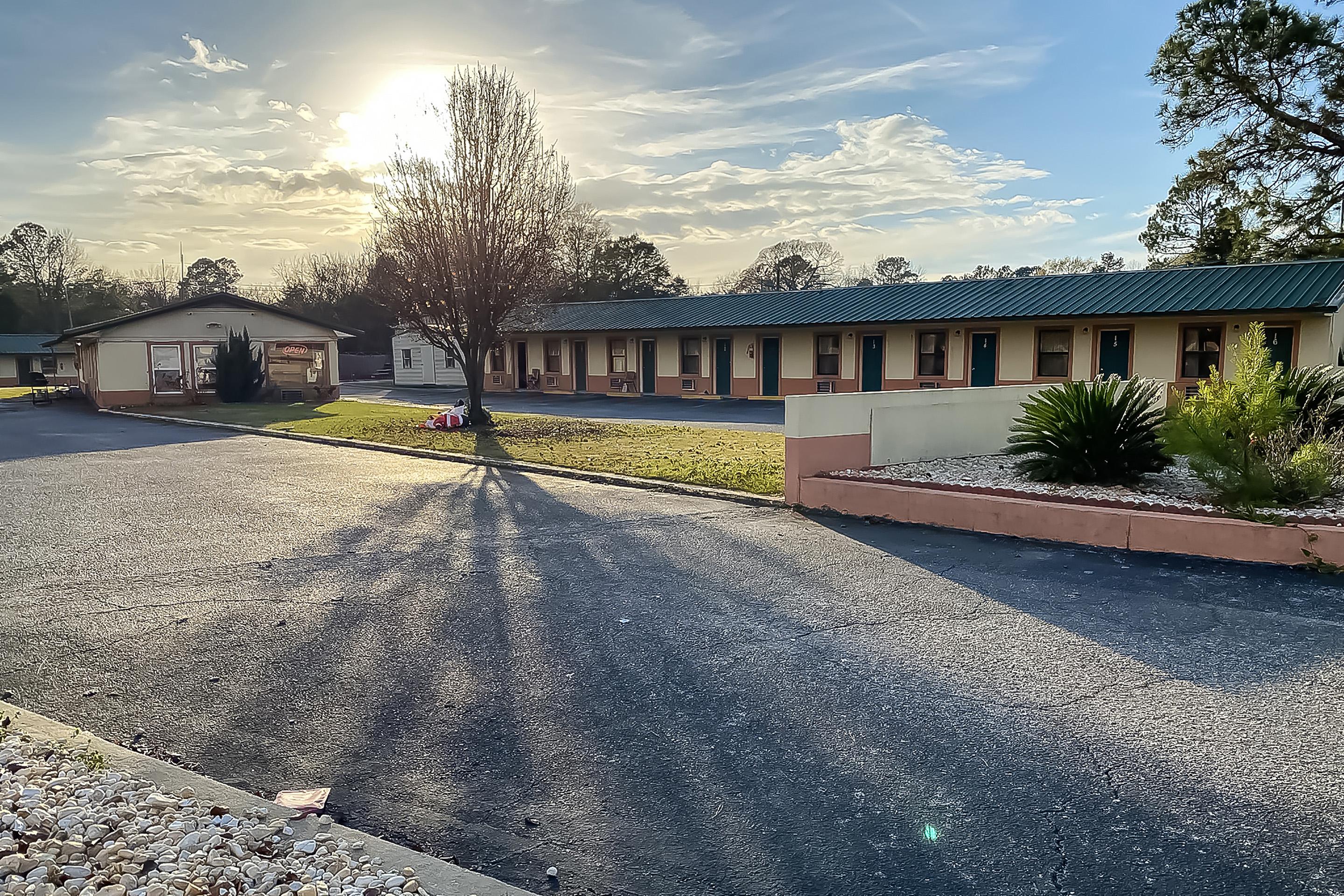Hotel O Tallassee Hwy 14 Buitenkant foto